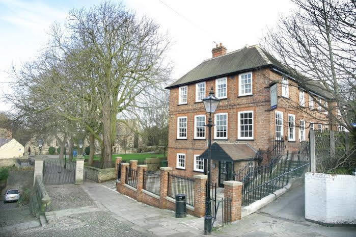 The Mitre Inn Knaresborough Exteriér fotografie